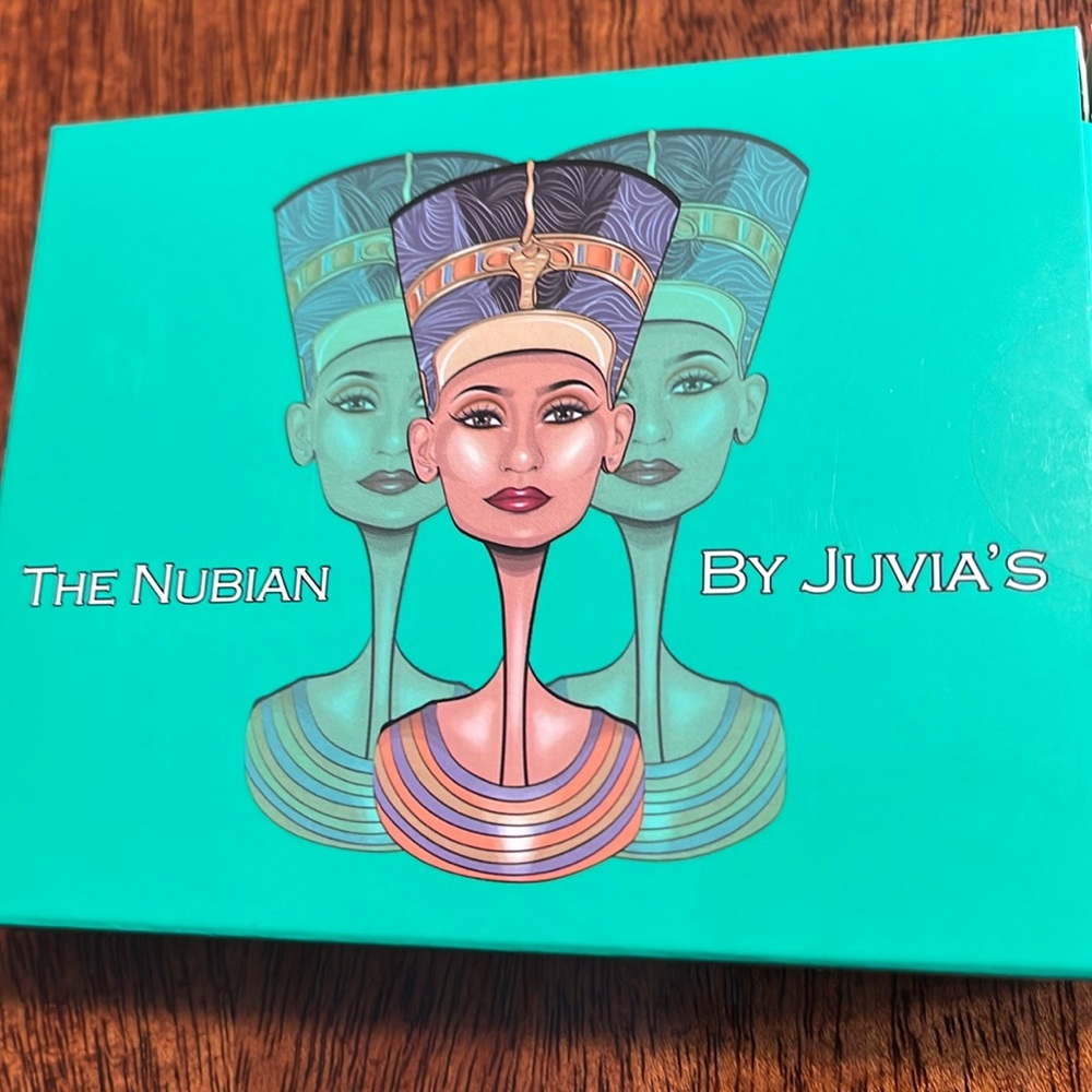NWOT The Nubian 6-Color Pressed Pigment Pallette Collectionby Juvia’s(MBCS Box2)